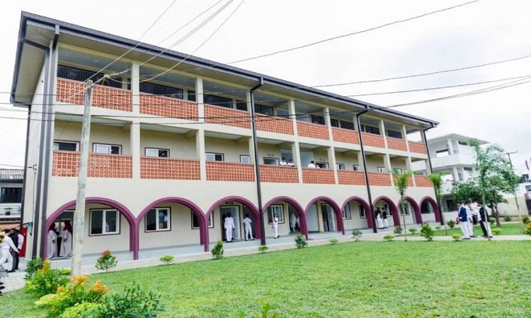 প্রেক্ষাপট: শ্রীলঙ্কায় ১০ লাখ রিয়াল খরচে কাতার চ্যারিটির অত্যাধুনিক সায়েন্স ল্যাব উদ্বোধন