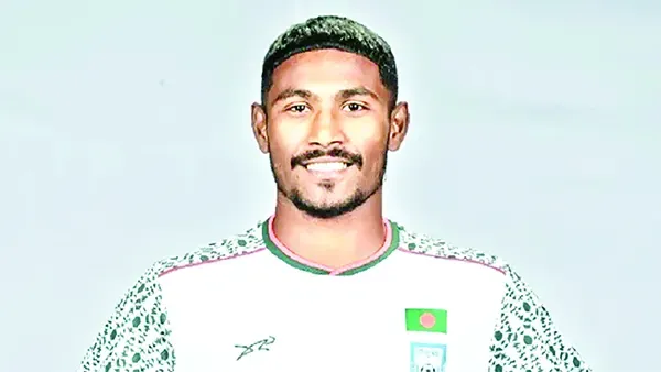 মালদ্বীপে মারামারির জের: ফিফার বড় নিষেধাজ্ঞায় আল-আমিন ও মিরাজুল