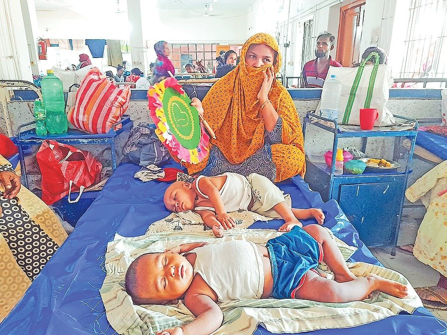 হাসপাতালে বিদ্যুৎ-সংকট: অস্ত্রোপচারে ঝুঁকি, নেবুলাইজার ও প্যাথলজি সেবা ব্যাহত