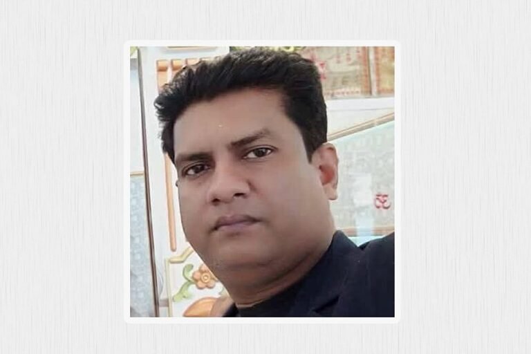 চট্টগ্রামে নিজ বাড়ি থেকে আটক চাঁদপুর শহরের স্বর্ণ ব্যবসায়ী পিন্টু দাস