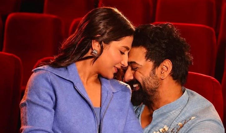 রাত ২টার সেই ফোন কল: দেব ও শুভশ্রীর সম্পর্কের নতুন মোড়