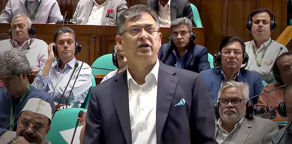 জুলাই জাতীয় সনদ বাস্তবায়নে বিরোধী দলের অসহযোগিতাকে বিপরীতমুখী বললেন স্বরাষ্ট্রমন্ত্রী