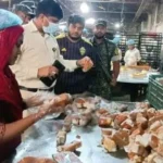 নোয়াখালীতে পচা ডিম ও নোংরা শিরায় খাদ্যপণ্য উৎপাদন: রুচিকা ফুডকে জরিমানা