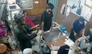 ময়মনসিংহে পশু চিকিৎসককে নিরাপত্তা ঘটনায় ও ভাঙচুরের ঘটনায় ছাত্রদল নেতা বহিষ্কার
