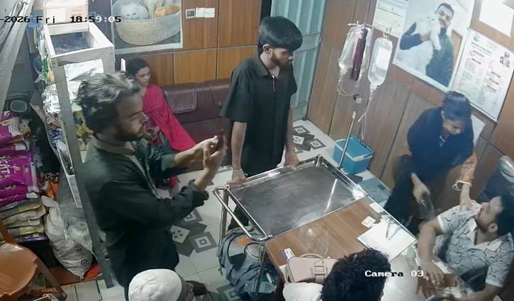 ময়মনসিংহে পশু চিকিৎসককে নিরাপত্তা ঘটনায় ও ভাঙচুরের ঘটনায় ছাত্রদল নেতা বহিষ্কার