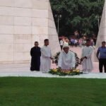 শপথ গ্রহণের আগে জিয়াউর রহমান ও খালেদা জিয়ার কবরে শ্রদ্ধা জানালেন মির্জা ফখরুল