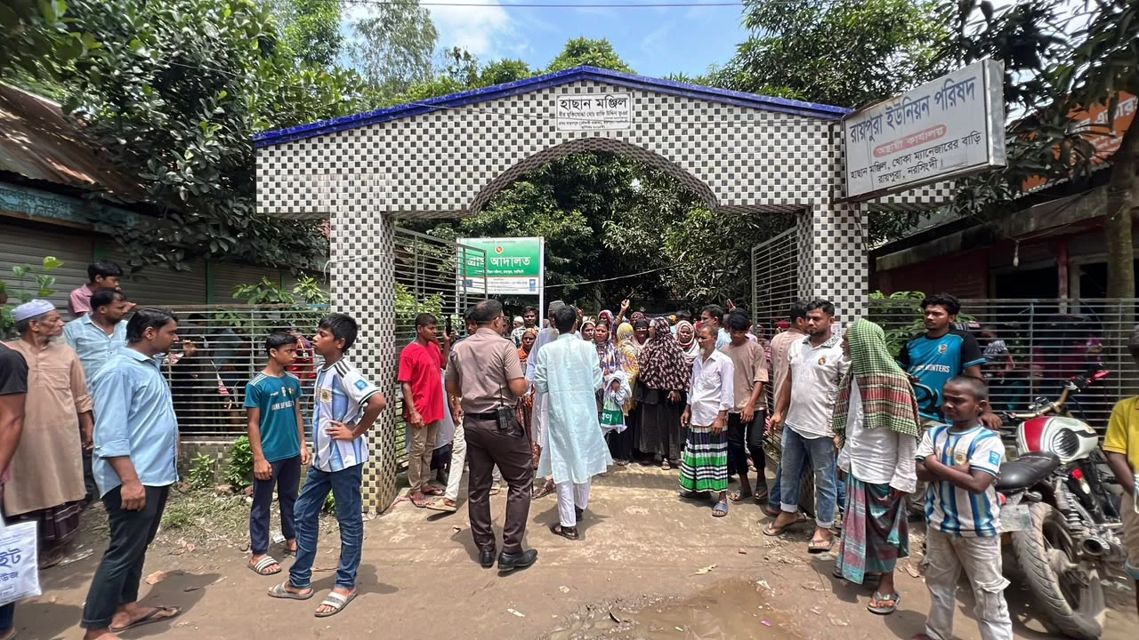 নরসিংদীর রায়পুরায় বিএনপি ও চেয়ারম্যান সমর্থকদের সংঘর্ষে আহত ৭