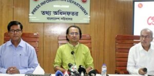 ভর্তুকি কমাতে জ্বালানি তেলের দাম সমন্বয়ের ব্যাখ্যা দিলেন উপদেষ্টা
