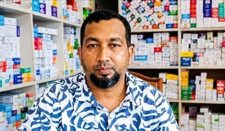 গাজীপুরে ফার্মেসি ব্যবসায়ীকে আটকে রেখে নিরাপত্তা ঘটনায় ও চাঁদা দাবির অভিযোগ