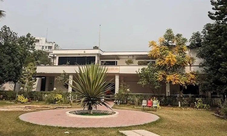 মাত্র ২০০ টাকায় থাকার সুবিধা, তবুও কেন ফাঁকা থাকছে ওয়েজ আর্নার্স সেন্টার?