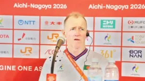 উত্তর কোরিয়ার বিপক্ষে বাস্তববাদী হওয়ার তাগিদ কোচ বাটলারের