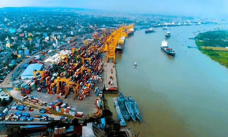 লোহিত সাগর সংকট: বাংলাদেশের অর্থনীতিতে বড় ঝুঁকির হাতছানি