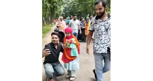 ফেনীর আলোচিত মামলায় খালাস পেয়ে মুক্ত কামরুন নাহার