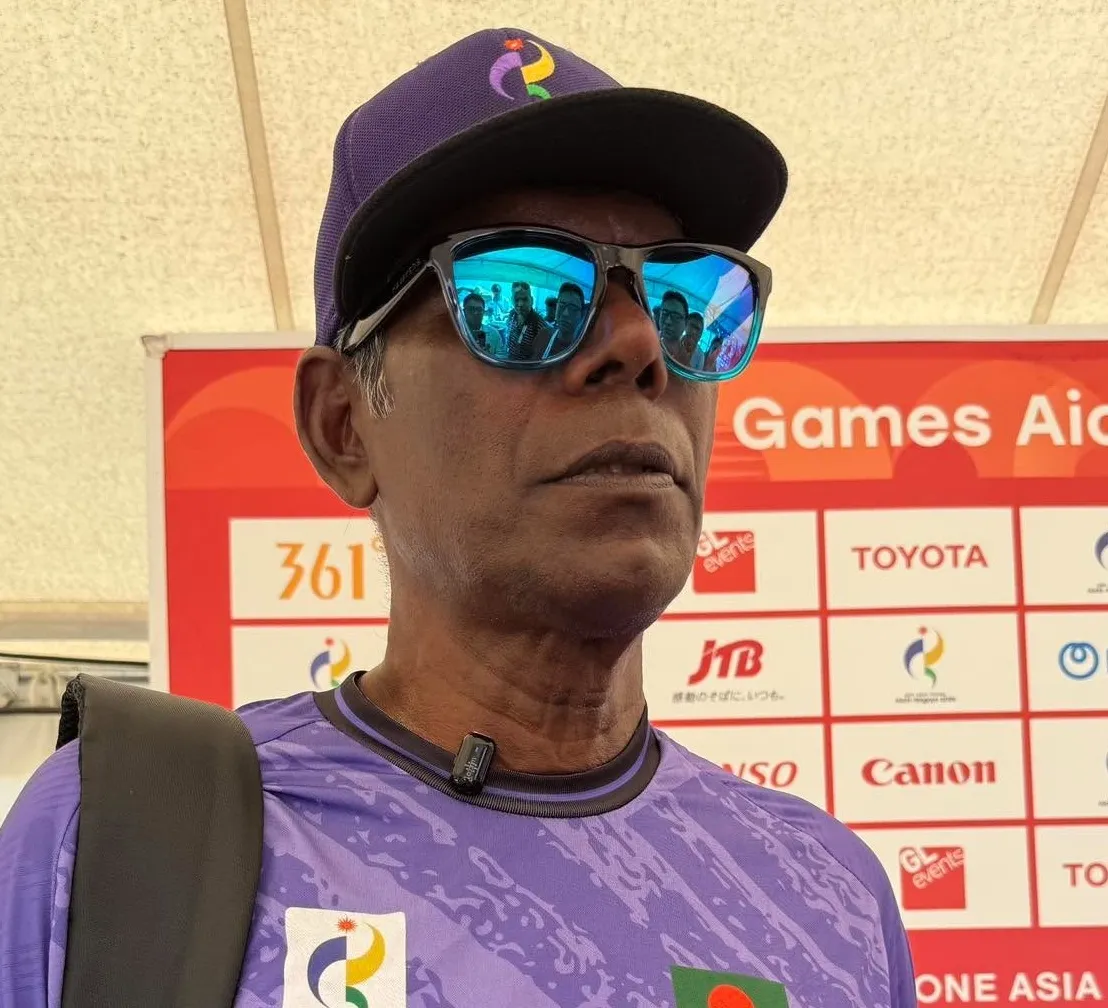 দলের ব্যর্থতার দায় বিসিবির ওপর চাপালেন কোচ সারোয়ার ইমরান