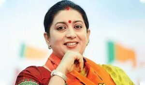 রাজনীতি থেকে অভিনয়ে ফেরা: কাজ চেয়ে নিজেই ফোন করেছিলেন স্মৃতি ইরানি