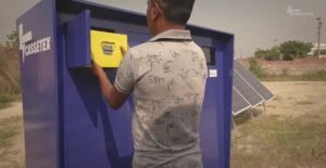 টাঙ্গাইলে সৌরচালিত ব্যাটারি সোয়াপিং স্টেশনে স্বাবলম্বী হচ্ছেন নারী উদ্যোক্তারা
