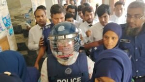 আশুলিয়ায় হত্যাচেষ্টা মামলায় কারাবন্দি মডেল মিষ্টি সুভাসের নতুন করে গ্রেপ্তার