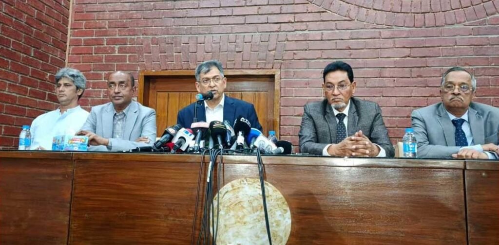 ডিসেম্বরের মধ্যে সংবিধান সংশোধনের চূড়ান্ত রিপোর্ট পেশ