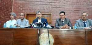 ডিসেম্বরের মধ্যে সংবিধান সংশোধনের চূড়ান্ত রিপোর্ট পেশ