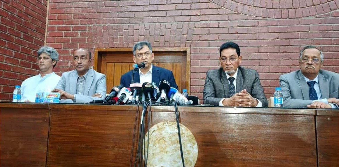 ডিসেম্বরের মধ্যে সংবিধান সংশোধনের চূড়ান্ত রিপোর্ট পেশ