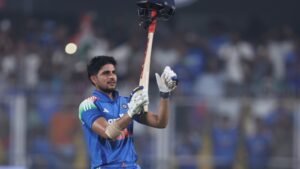 ১১৭ বলে ডাবল সেঞ্চুরি: গিলের বিশ্বরেকর্ড