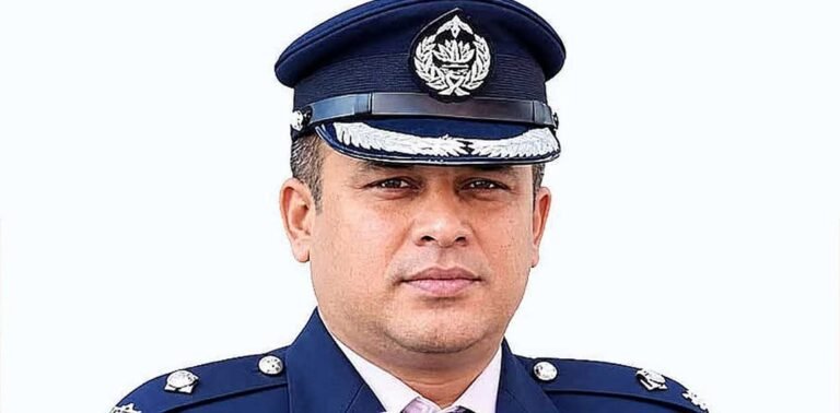 রাষ্ট্রদ্রোহ মামলায় গ্রেপ্তার ক্যান্টনমেন্ট থানার সাবেক ওসি রাকিবুল