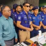 অটোরিকশা ওয়ার্কশপের আড়ালে অস্ত্র কারখানা: পেনগান ও পিস্তলসহ আটক ২
