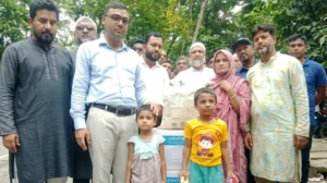 বাকেরগঞ্জে গৃহবধূর মর্মান্তিক মৃত্যু: দুই শিশুর পাশে দাঁড়াল উপজেলা প্রশাসন