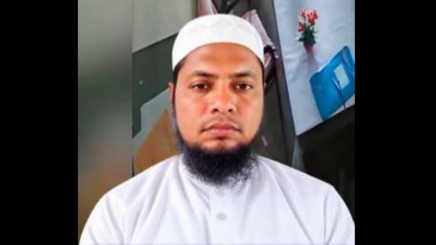 নেত্রকোণায় মাদ্রাসাশিক্ষককে অব্যাহতি: ভাইরাল ভিডিও ঘিরে চাঞ্চল্য