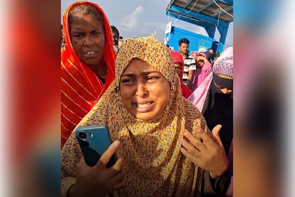 লঞ্চ থেকে মেঘনায় পড়ে নিখোঁজ রবিন, উদ্ধার অভিযান অব্যাহত