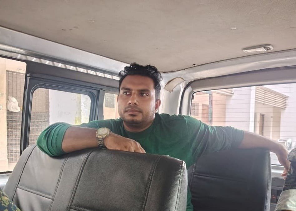 ফরিদপুরে অবৈধ ওষুধ কারখানায় যৌথ বাহিনীর ফের অভিযান