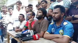 নতুন ভিসি প্রত্যাখ্যান: ৬ দফা দাবিতে উত্তাল সেন্ট্রাল ইউনিভার্সিটি