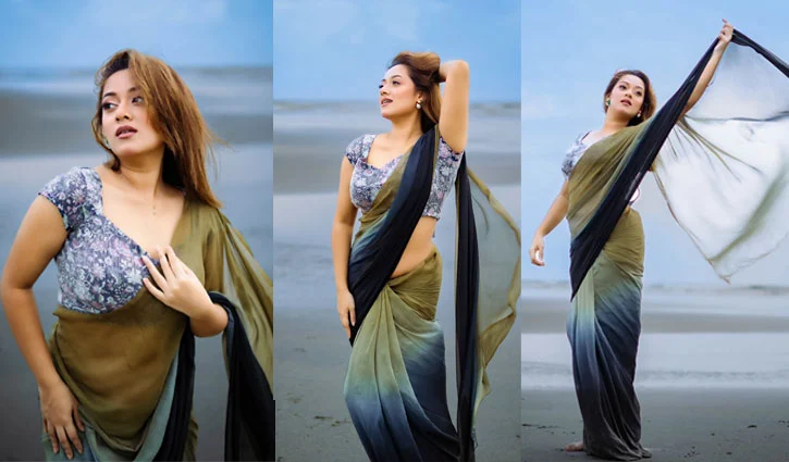 সমুদ্র সৈকতে শাড়িতে নজর কাড়লেন অভিনেত্রী দীঘি
