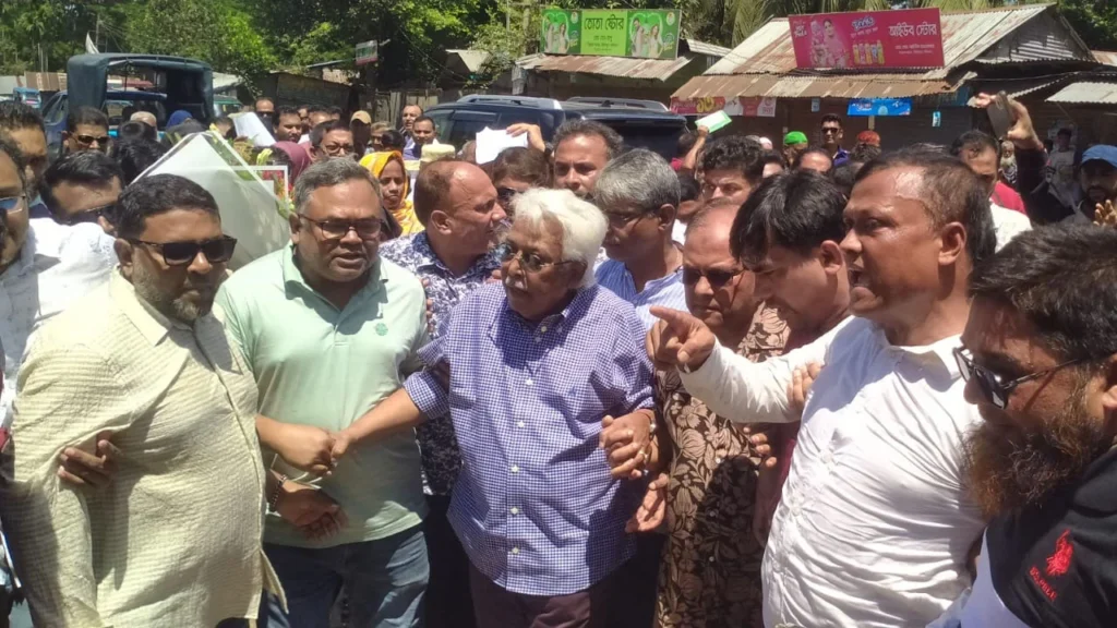 উজিরপুরে ১৪ কোটি ২১ লাখ টাকার সড়ক উন্নয়ন প্রকল্পের কাজ শুরু