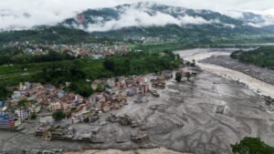 জলবায়ু পরিবর্তনের ক্ষতিপূরণ চেয়ে চীন-ভারত-যুক্তরাষ্ট্রের দ্বারস্থ নেপাল
