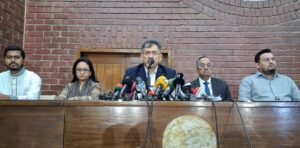 তত্ত্বাবধায়ক সরকার গঠন নিয়ে চূড়ান্ত সিদ্ধান্ত হয়নি: সালাহউদ্দিন আহমদ