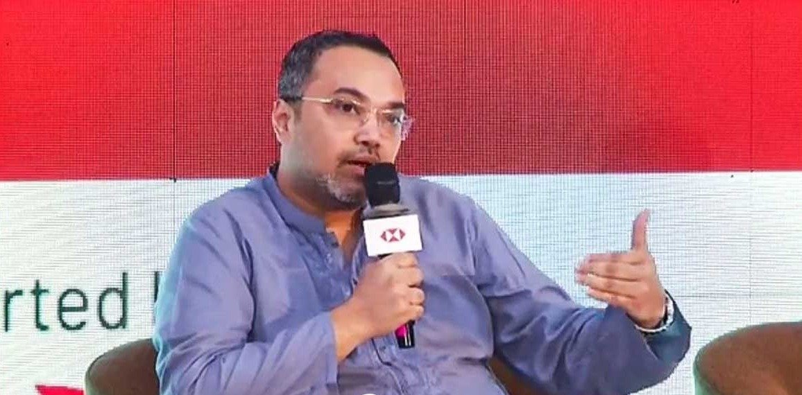 তৈরি পোশাক শিল্পে বিদেশি কর্মকর্তাদের প্রয়োজন নেই: প্রধানমন্ত্রী কার্যালয়ের মুখপাত্র মাহদী আমিন