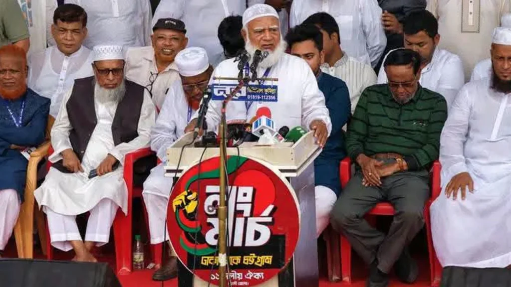 সরকার জনগণের সঙ্গে বিশ্বাসঘাতকতা করছে: ফেনীর পথসভায় জামায়াত আমির