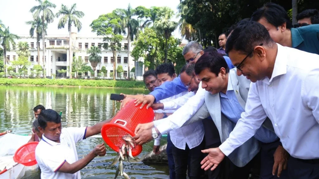 মিঠা পানির মাছ রপ্তানিতে গুরুত্ব দিতে হবে: মৎস্য প্রতিমন্ত্রী