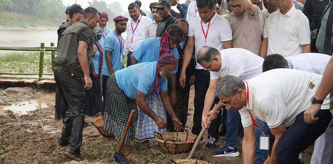ফেনীতে ১,৫৪২ কোটির বন্যা নিয়ন্ত্রণ প্রকল্পের উদ্বোধন করলেন প্রধানমন্ত্রী