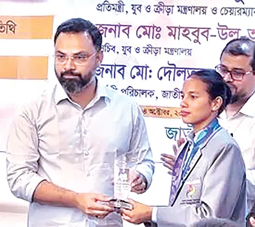 এশিয়ান গেমসে পদকজয়ী জিন্নাতকে সংবর্ধনা দিল ক্রীড়া মন্ত্রণালয়