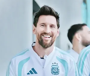 আন্তর্জাতিক ফুটবল থেকে অবসর