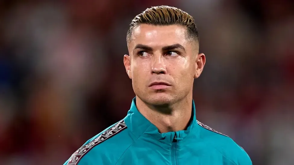 জেসুসকে গালাগাল করেই ফেরা উচিত ছিল রোনালদোর, দাবি রোমারিওর