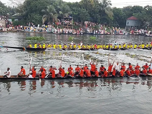 কুমিল্লা থেকে মুন্সীগঞ্জে মোহামেডান-আরামবাগ ম্যাচ