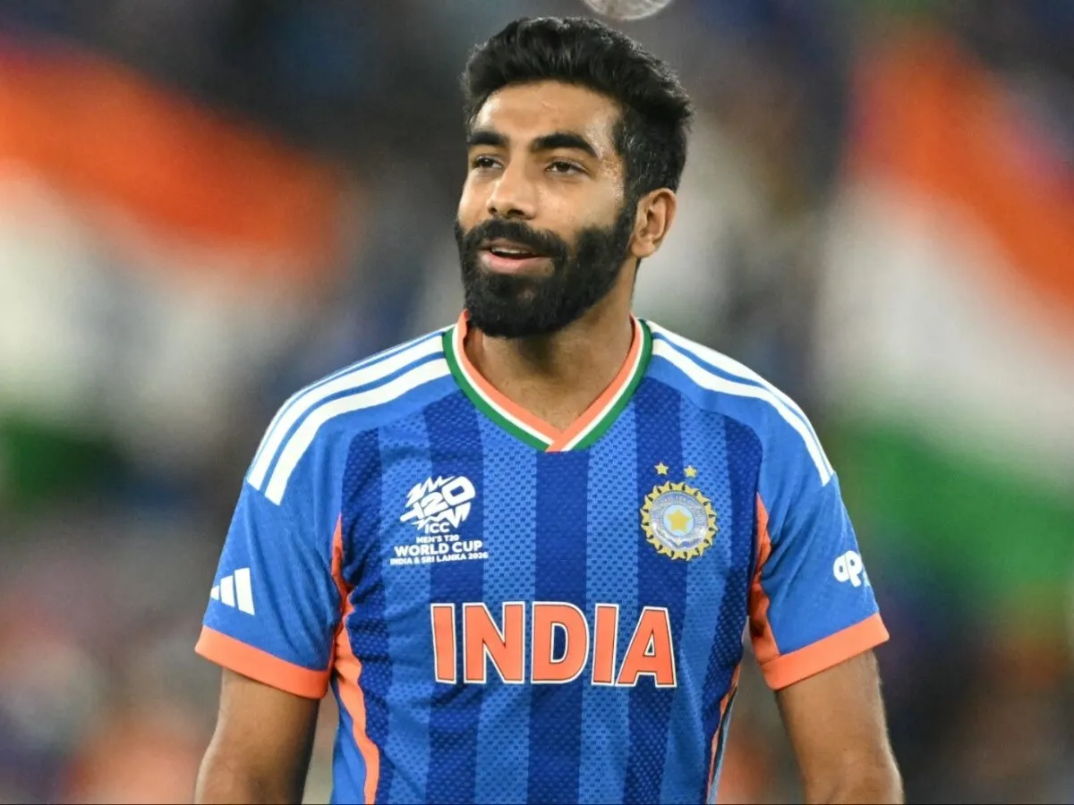 বুমরাহকে সব ফরম্যাটে না খেলানোর পরামর্শ রবি শাস্ত্রীর