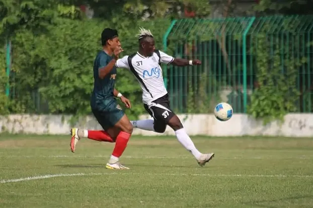 ফেডারেশন কাপ: ড্রয়ে পয়েন্ট খোয়াল মোহামেডান, জয়ের ধারায় কিংস
