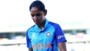 ভারতীয় নারী ক্রিকেট দলের নেতৃত্ব ছাড়লেন হারমানপ্রীত কৌর