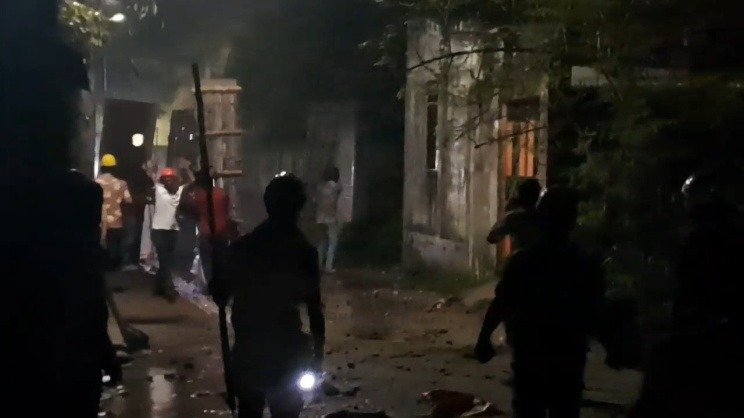 আশুগঞ্জে দুই পক্ষের সংঘর্ষ, আহত ১৫