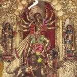 ধামরাইয়ে ৫২০ কেজির অষ্টধাতুর দুর্গা প্রতিমায় দর্পণ বিসর্জন