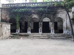 রায়েরবাজারের শতবর্ষী গদিঘর: ইতিহাস ও সম্প্রীতির এক নীরব সাক্ষী